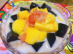 杨枝甘露凉粉爽-甜心妈妈·榴莲星级糖水(北京路总店)