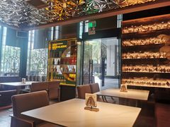 -Mogul Eatery·大亨餐酒馆