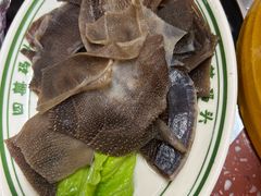 毛肚-四囍码头海鲜烧烤自助火锅(外滩南京东路悦荟广场店)