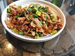 -云海肴·汽锅鸡·云南菜(天山百盛优客店)