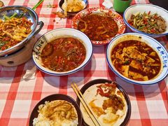 -笨豆腐居民楼菜馆•江西小炒(天津开发区店)
