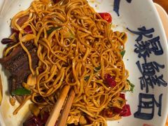 -李犟大爆鳝面·手工蟹黄包(湖滨西湖店)