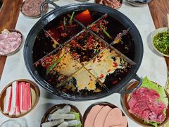 -正南齊北重庆老火锅(光华村直营店)