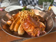 肉肠拼盘配酸菜和土豆泥-宝莱纳餐厅(滨江店)