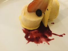 -广州塔卢特斯法国旋转餐厅