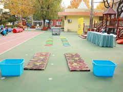 -红黄蓝幼儿园(颐东苑店)