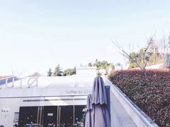 -UNI UNI(环亚凯瑟琳店)