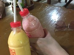 -Jonah's Fruit Shake & Snack Bar