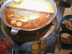 -湊湊火锅·茶憩(南京东路悦荟店)