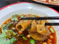 -烧哥美蛙肥肠鱼火锅·十五年社区店