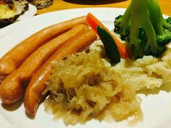 -LENBACH兰巴赫西餐啤酒坊(大连星海广场店)