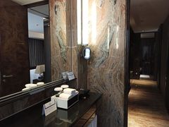 -广州天河希尔顿酒店