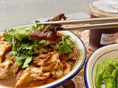 -CowCow其其·牛杂咖啡公司(六运店)