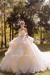 -Renee芮亦婚纱(原丽莎)