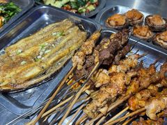 -马路牙子烧烤音乐酒馆(望京店)