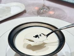 -景月阁空中食府(希尔顿酒店)