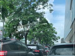 -百联又一城停车场