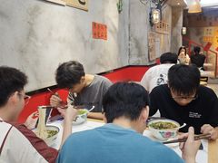 -窄巷口生烫牛肉米线(客村店)
