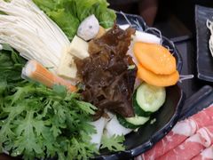 -呷哺呷哺(哈尔滨红博购物广场店)