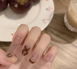 -H12 STAR日式美甲美睫专门店