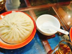 -聚首堂·特色小吃·肘子(什刹海德胜门店)