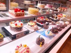 -巴黎贝甜(大宁国际商业广场店)