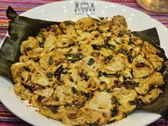 -香巴拉云南餐厅(华莱坞店)