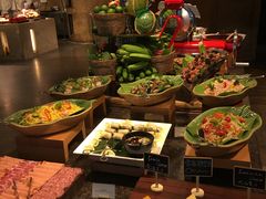-松山湖凯悦酒店·Café自助餐厅·周末火舞秀表演