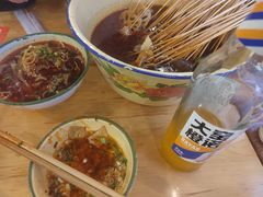 -拈签一笑黄牛肉辣卤串串