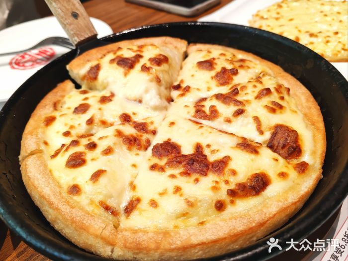 萨贝尔意式餐厅(海峡奥体中心店)金枕榴莲比萨图片
