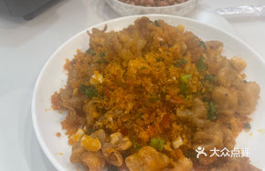 Spicy Mixed Pepper Stir-fried Intestines