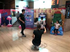 等候区-红星电影世界开元地中海店(RealD杜比全景声)