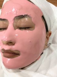 -苗苗清肤皮肤护理中心