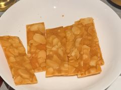 杏仁薄脆-悦融琥珀·京鲁菜·海味珍品(西单店)