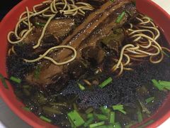 -小龙大肉面馆