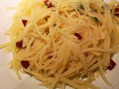 香菜梗炝土豆丝-绿茶餐厅(华联万柳店)