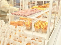 -好利来(上海长宁龙之梦店)