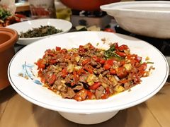 -黄泥岗·地道湖北菜(奥特莱斯店)