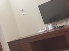 -宝格莉轻奢设计·Hotel(广州磨碟沙地铁站店)