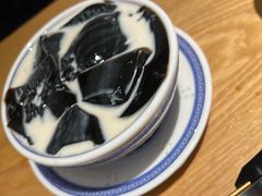 -邹开喜·炭炉鸡煲·海鲜火锅(虹口足球场店)