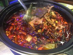 刘皇叔砂锅毛血旺-鱼库·不仅是一家烤鱼店(车公庙店)