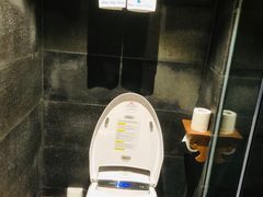 洗手间-成都蓝城悦杏温泉美食酒店(宽窄巷子店)