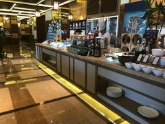 -大中华希尔顿酒店-念自助餐·嗨啤·小龙虾
