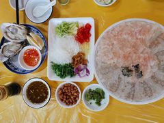 -官塘陈记鱼生·潮汕砂锅粥·牛肉火锅(潮枫路总店)