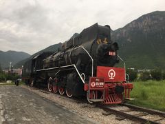 -百里峡七彩艺术小镇