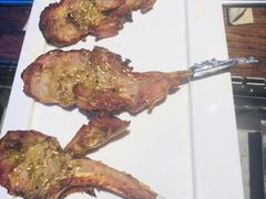 苏尼特金质烤羊排-三个蒙古大叔羊肉串(大宁店)