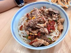 -邱芳粉店(迎宾大道旗舰店)