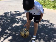 -飞梦少儿足球培训(塘桥校区)