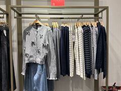 -URBAN REVIVO(佛山南海万达广场店)