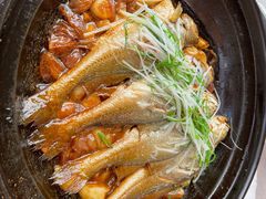 八分钟砂锅焗黄鱼-有喜胶东小馆(太申祥和店)